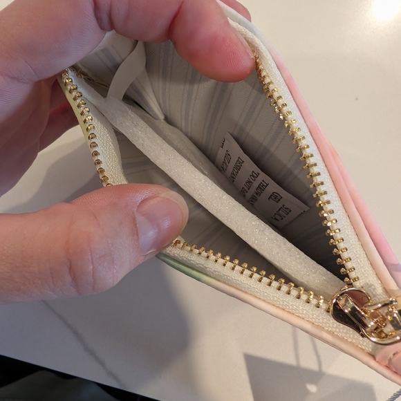 Pastel Tie-Dye Vegan Cardholder - Picture 5 of 5